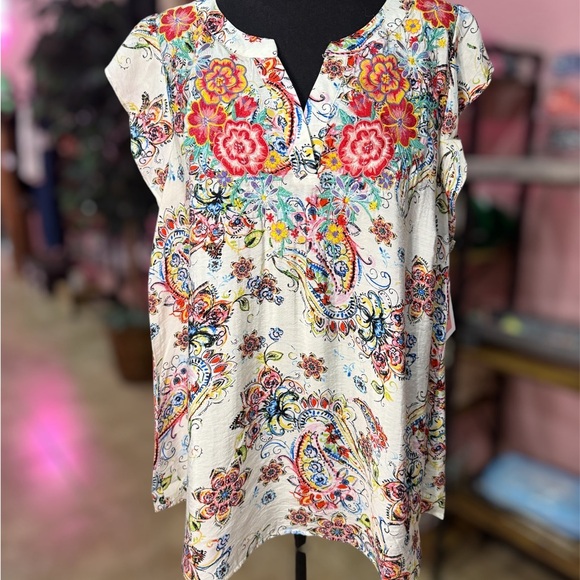 Savanna Jane Tops - Savanna Jane Embroidered Floral Print Women's Top